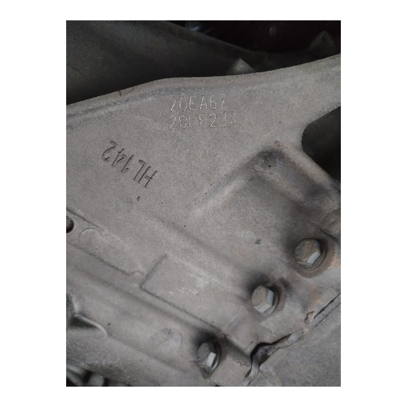 Recambio de caja cambios para peugeot 3008 allure referencia OEM IAM 20EA67 - Negro 4