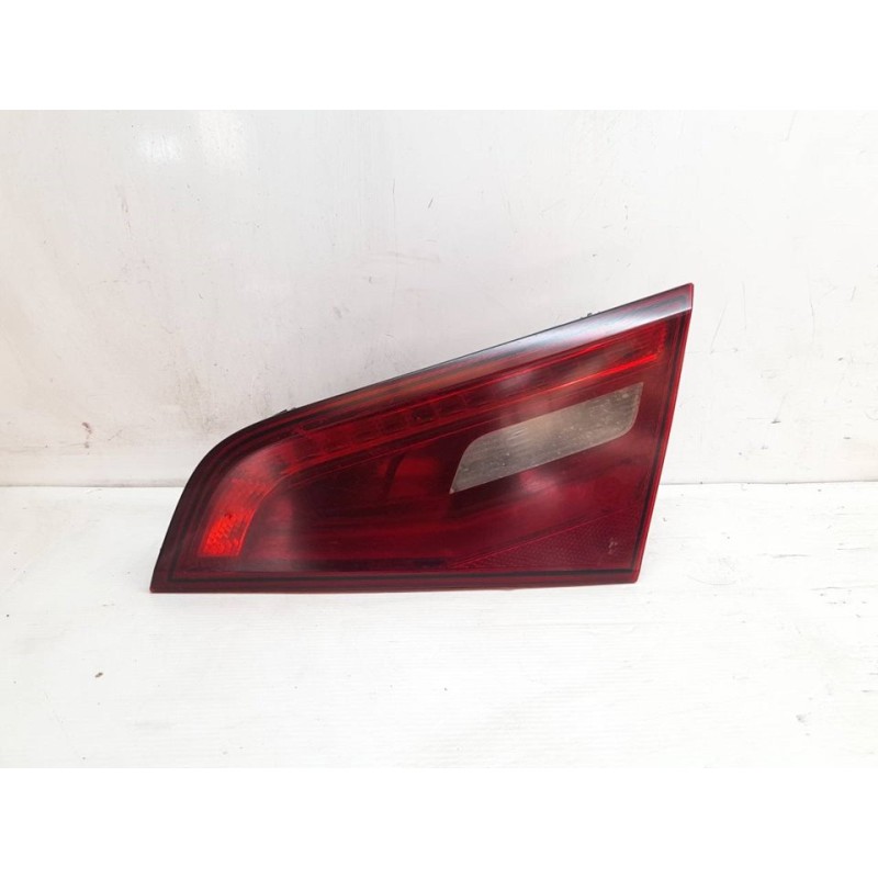 Recambio de piloto trasero derecho interior para audi a3 sportback (8va) attraction referencia OEM IAM 8V4945094A  