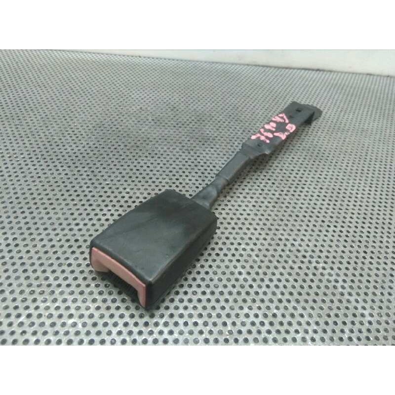 Recambio de enganche cinturon delantero derecho para volkswagen caddy ka/kb (2k) 2.0 sdi referencia OEM IAM   