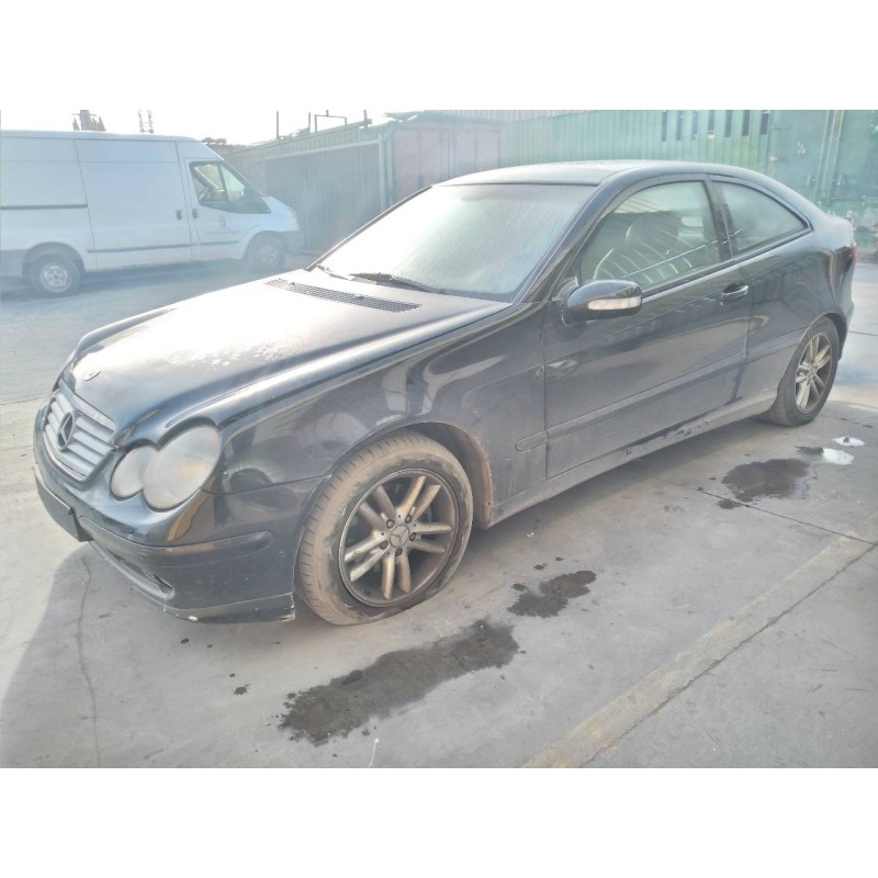 mercedes-benz clase c (w203) sportcoupe del año 2001