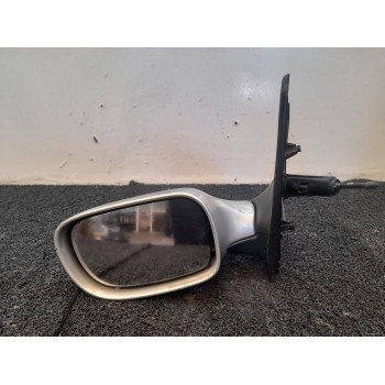 RETROVISOR IZQUIERDO 