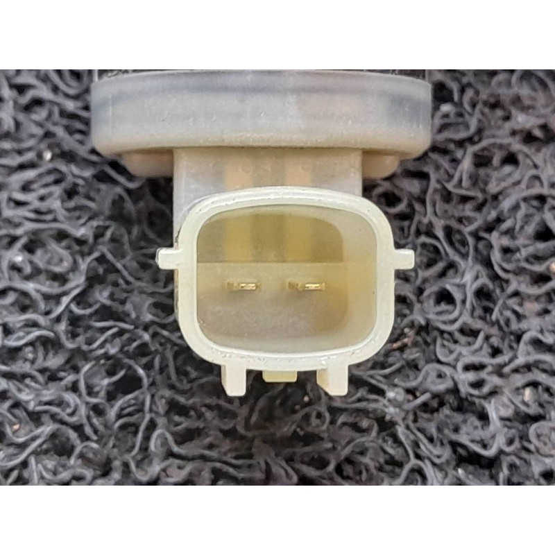 Recambio de bomba limpia para mazda cx-30 selection 2wd referencia OEM IAM EW17014  MITSUBA 2