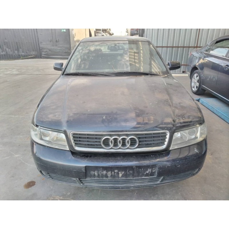 audi a4 berlina (b5) del año 2000