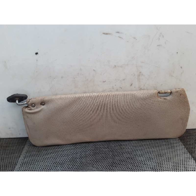 Recambio de parasol derecho para nissan cabstar e 3.0d referencia OEM IAM - Blanco 2