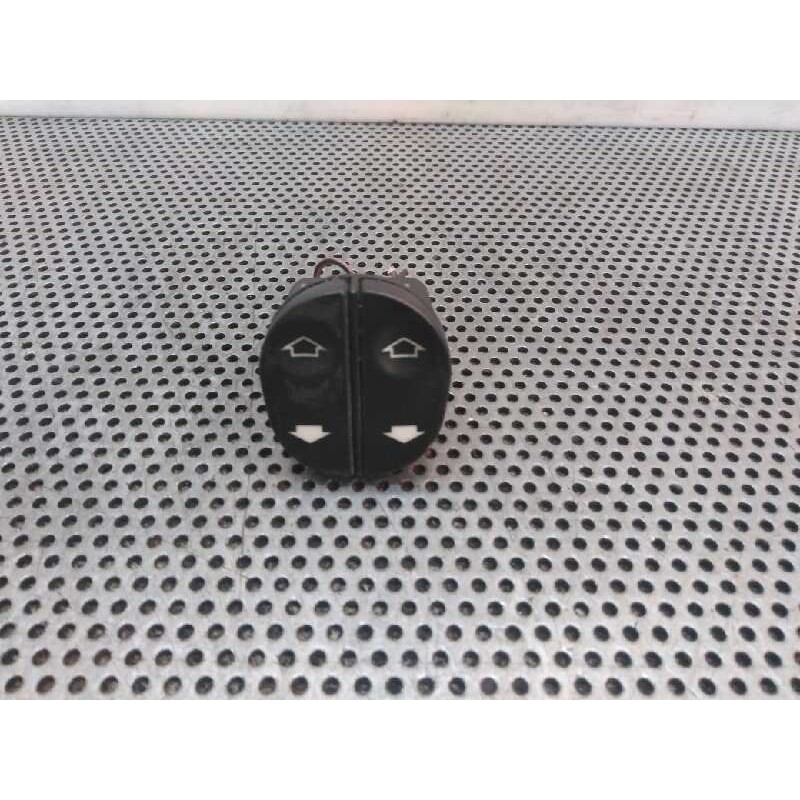 Recambio de mando elevalunas delantero izquierdo para ford fiesta berlina quarz referencia OEM IAM   