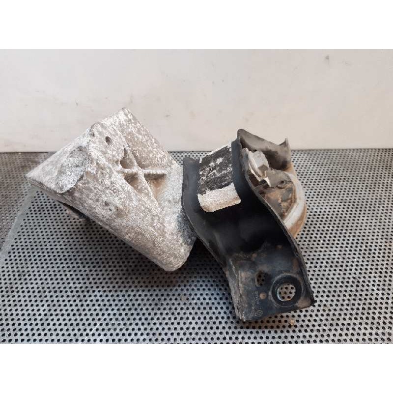 Recambio de soporte motor derecho para renault modus 1.5 dci diesel cat referencia OEM IAM 8200110431 - Gris 3