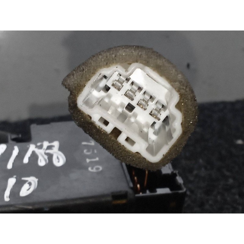 Recambio de mando limpia para nissan patrol gr (y61) comfort referencia OEM IAM 3