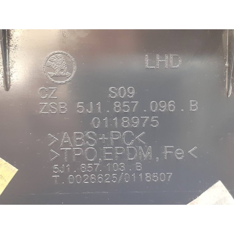Recambio de guantera para skoda fabia (5j2 ) style referencia OEM IAM 5J1857096B 3