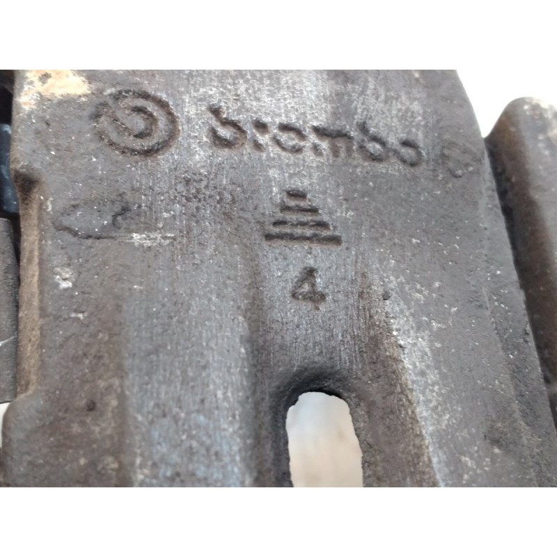 Recambio de pinza de freno trasera izquierda para nissan atleon 120 referencia OEM IAM 4  BREMBO - Blanco 4