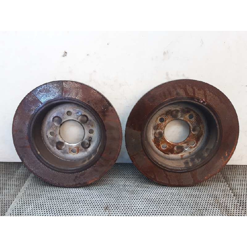 Recambio de disco de freno trasero para kia rio 1.2 cat referencia OEM IAM - Negro 3