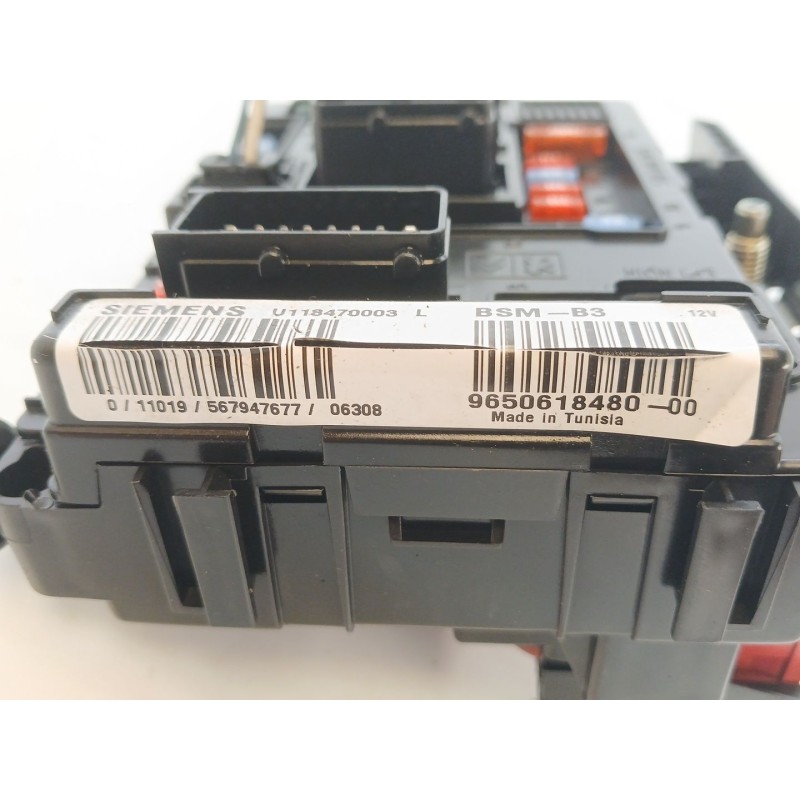 Recambio de caja reles / fusibles para citroën xsara picasso (n68) 1.6 hdi referencia OEM IAM 9650618480 - Gris 2