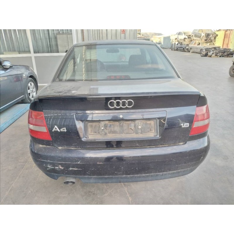 audi a4 berlina (b5) del año 2000