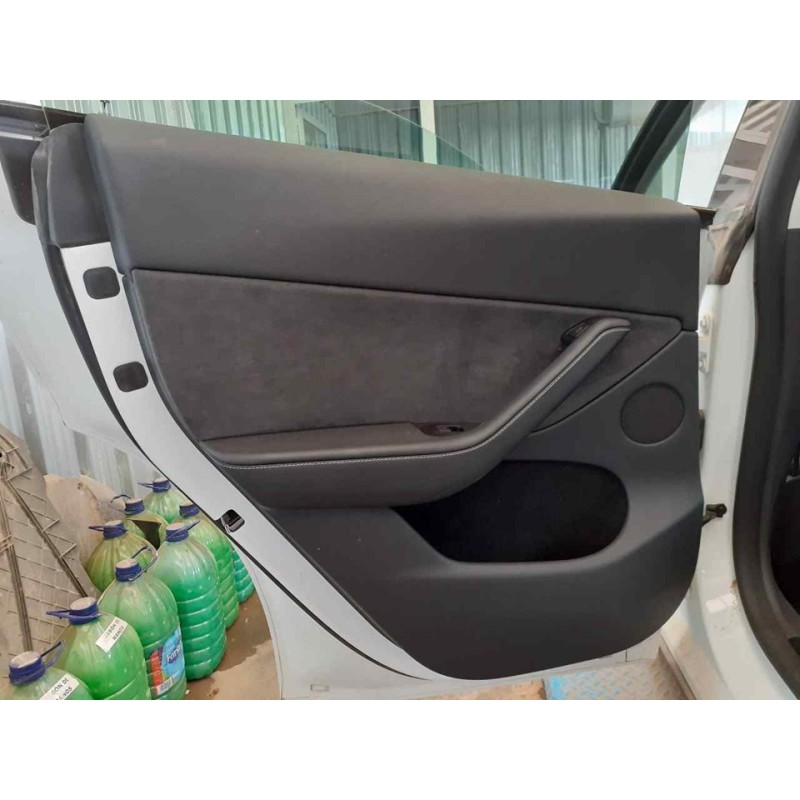 Recambio de guarnecido puerta trasera izquierda para tesla model y gran autonomia dual awd referencia OEM IAM   