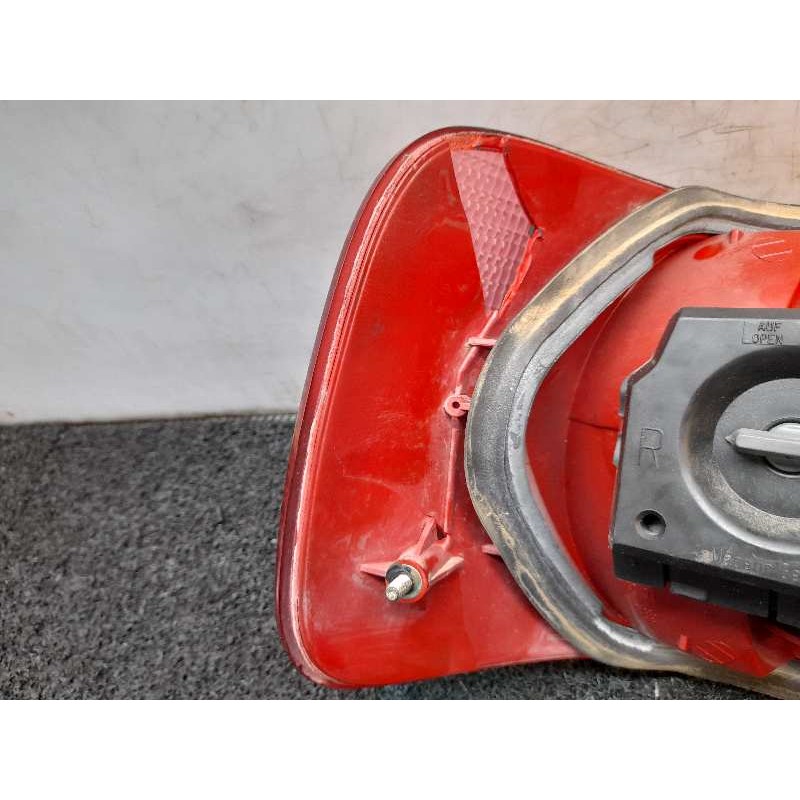 Recambio de piloto trasero derecho para audi 80 (811/813) cd referencia OEM IAM - Verde 2