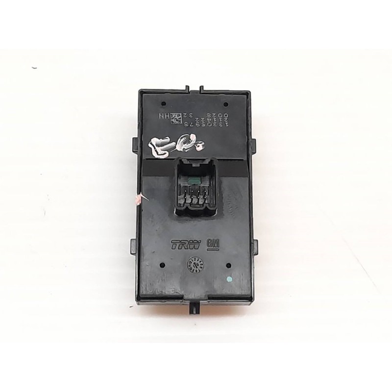 Recambio de mando elevalunas delantero izquierdo para opel insignia berlina essentia referencia OEM IAM 13305978 2