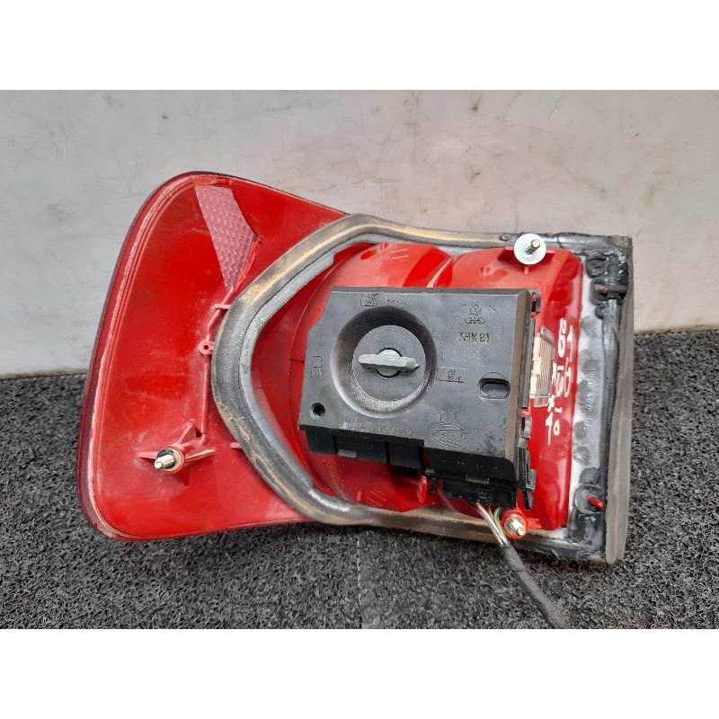 Recambio de piloto trasero derecho para audi 80 (811/813) cd referencia OEM IAM - Verde 4