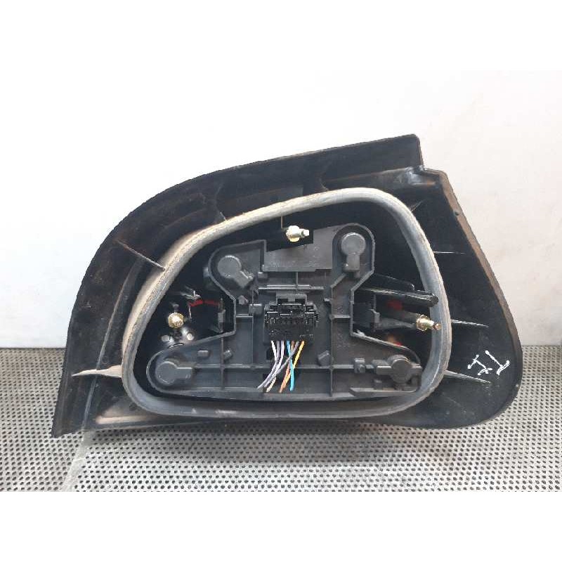 Recambio de piloto trasero izquierdo para renault megane i berlina hatchback (ba0) 1.6e alize referencia OEM IAM - Gris 2