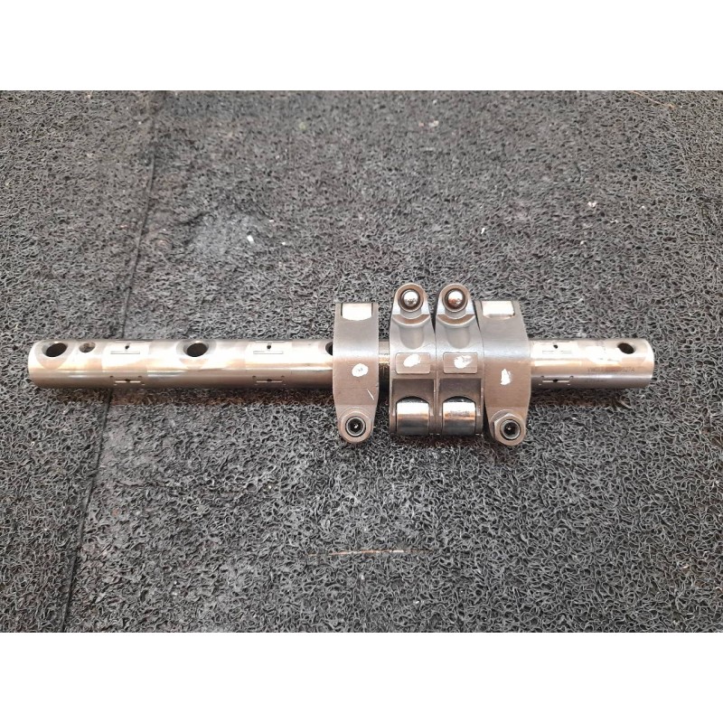 Recambio de eje balancines para volkswagen passat variant (3c5) advance referencia OEM IAM 03G109257A  