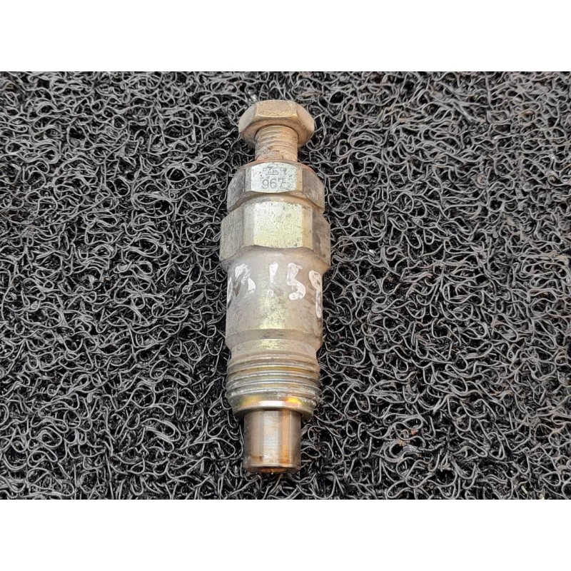 Recambio de inyector para nissan patrol gr (y61) gr s referencia OEM IAM 967  