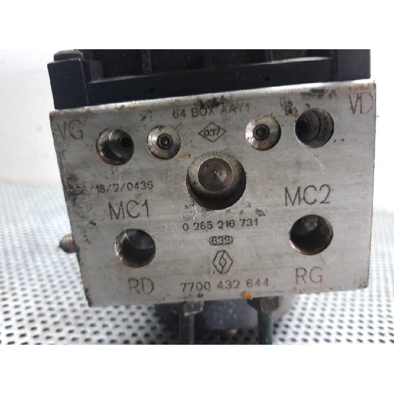 Recambio de abs para renault megane i fase 2 berlina (ba0) 1.4 16v referencia OEM IAM 0265216731 7700432644 BOSCH 2