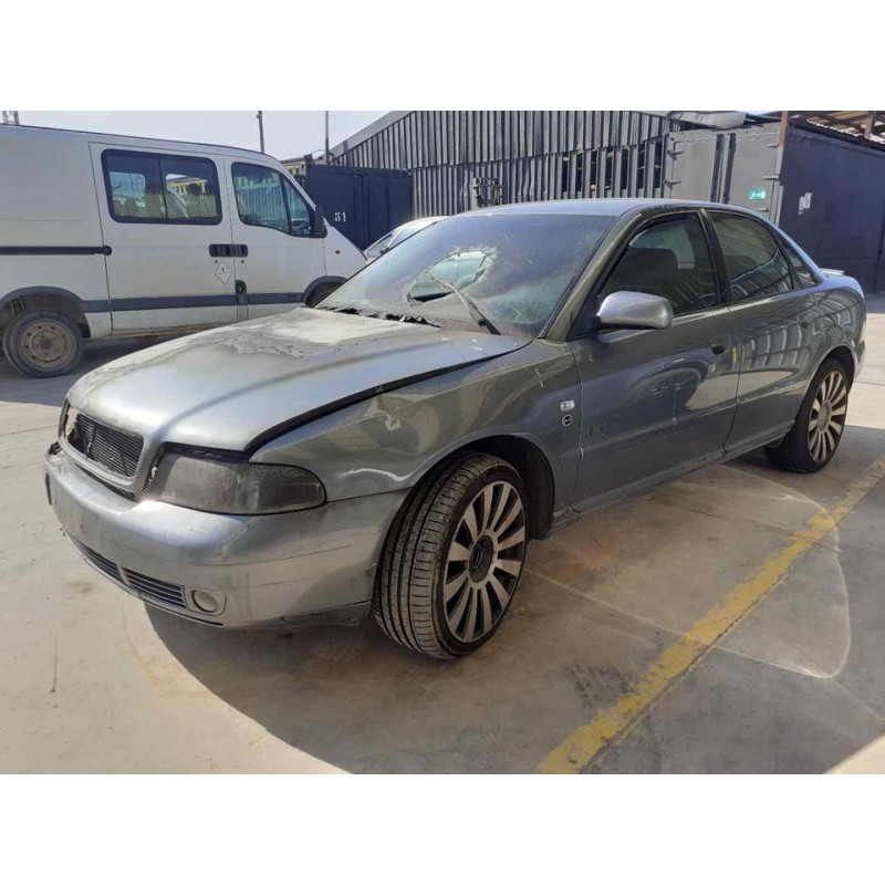 audi a4 berlina (b5) del año 2000