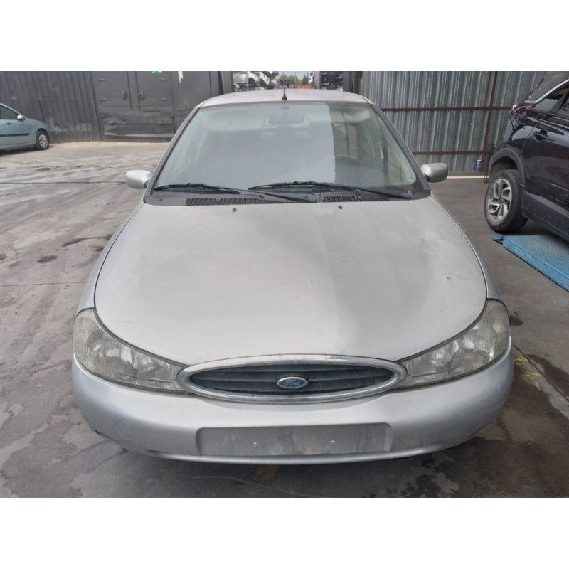 ford mondeo berlina (gd) del año 2000