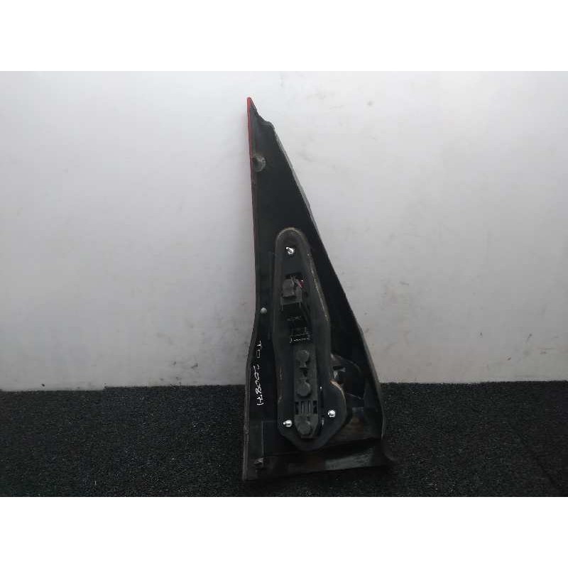 Recambio de piloto trasero derecho para renault megane ii familiar dynamique confort referencia OEM IAM 2