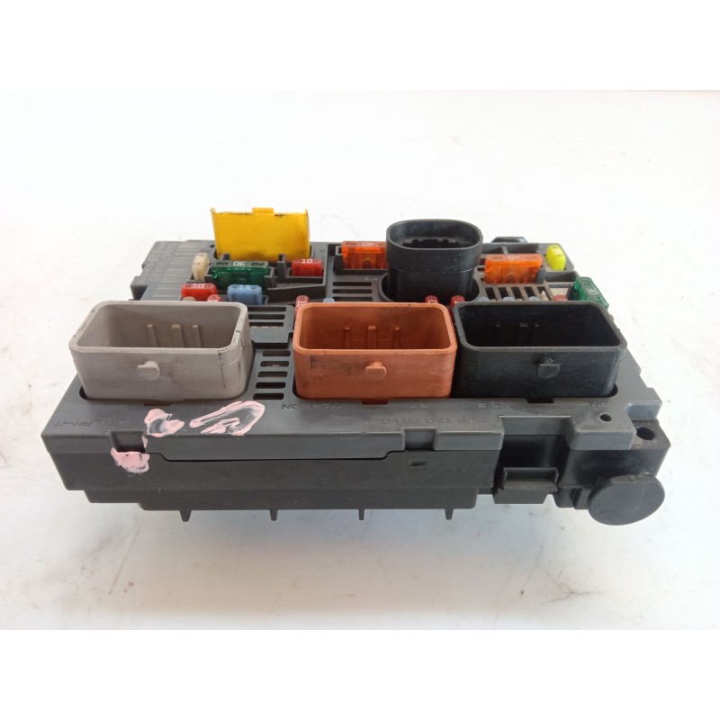 Recambio de caja reles / fusibles para citroën c4 berlina vtn@v referencia OEM IAM 9666700480 3