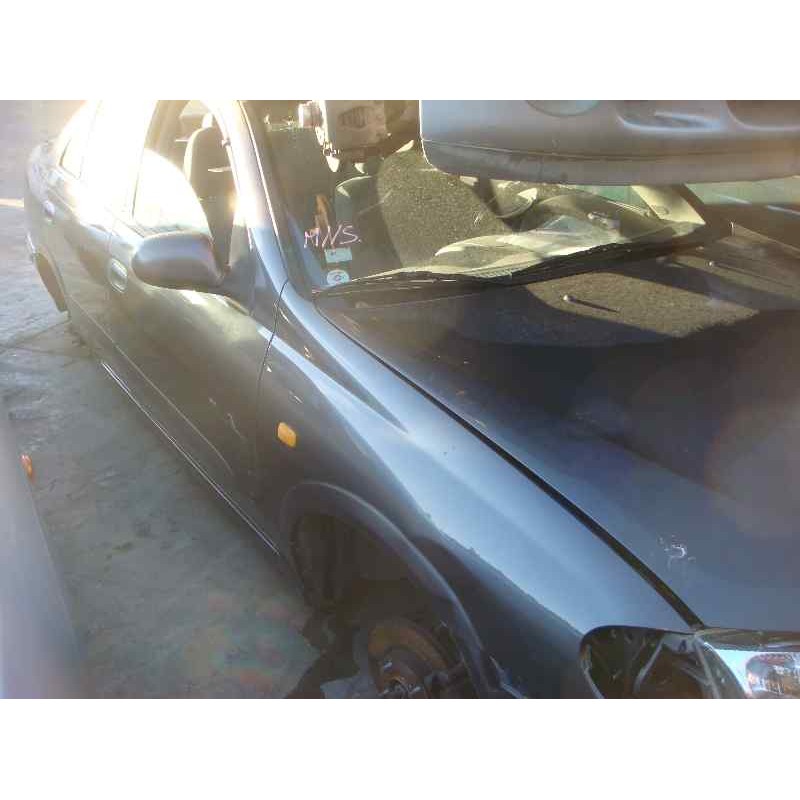 nissan almera (n16/e) del año 2000