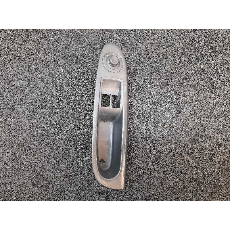 Recambio de mando retrovisor para renault clio ii fase ii (b/cb0) expression referencia OEM IAM 7700429992C  