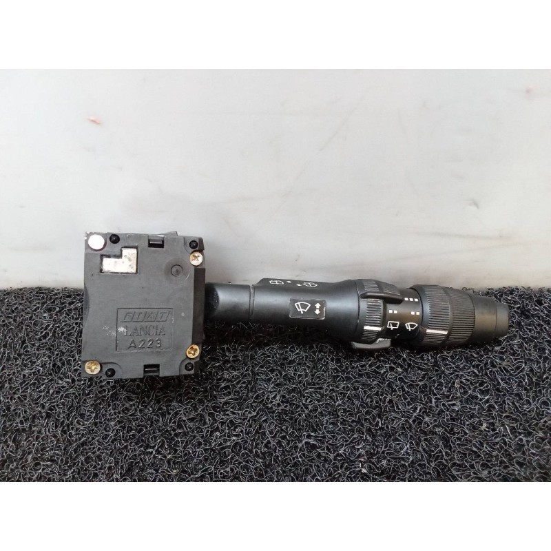 Recambio de mando limpia para fiat tipo (160) referencia OEM IAM A223 - Blanco 4