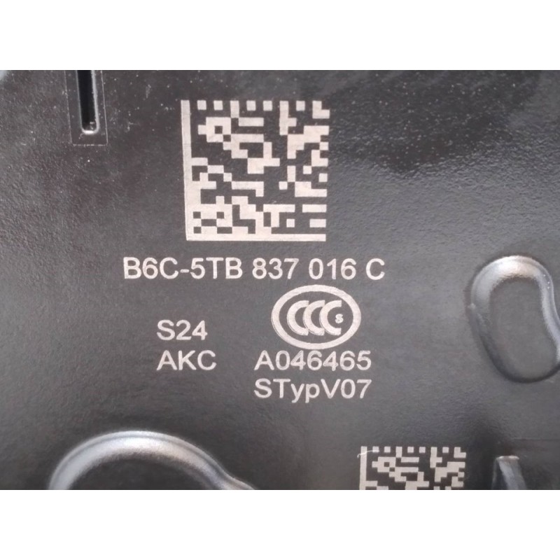 Recambio de cerradura puerta delantera derecha para skoda fabia ambition plus referencia OEM IAM 6C5TB837016C - Blanco 2