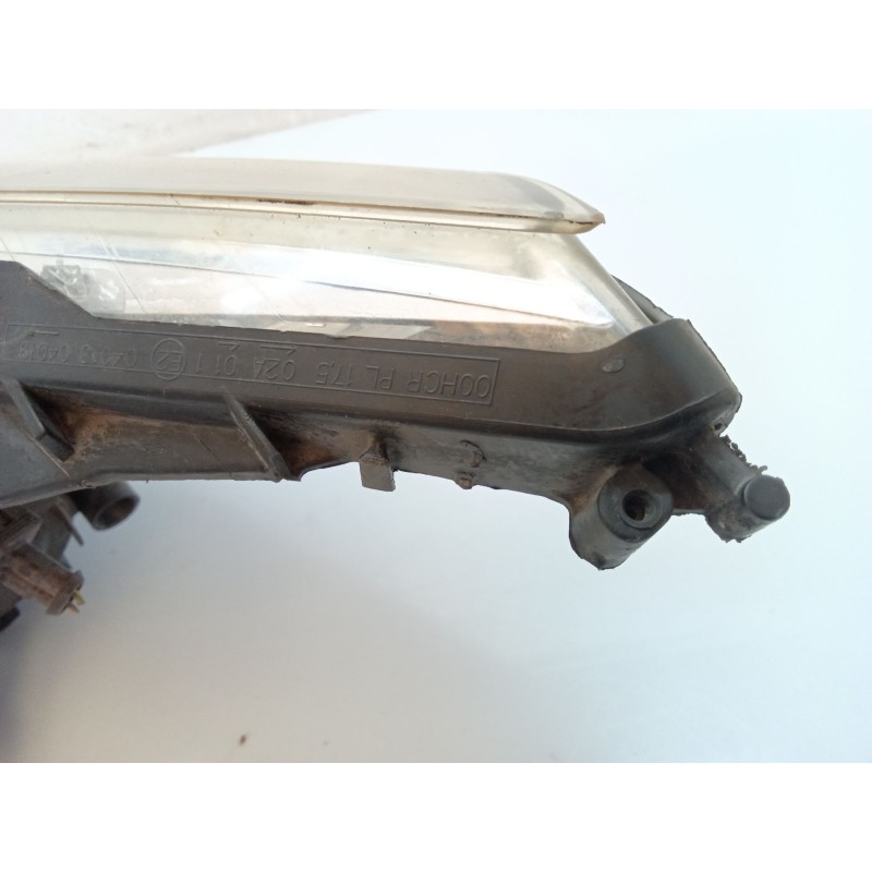 Recambio de faro derecho para citroën c4 berlina vtn@v referencia OEM IAM 9684382280 4