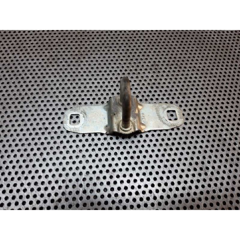Recambio de resbalon para fiat nuova 500 (150) lounge referencia OEM IAM   