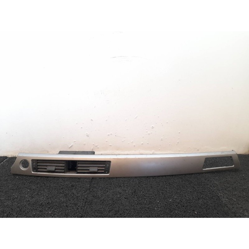 Recambio de moldura para bmw serie 3 berlina (e90) 320d referencia OEM IAM - Negro 2