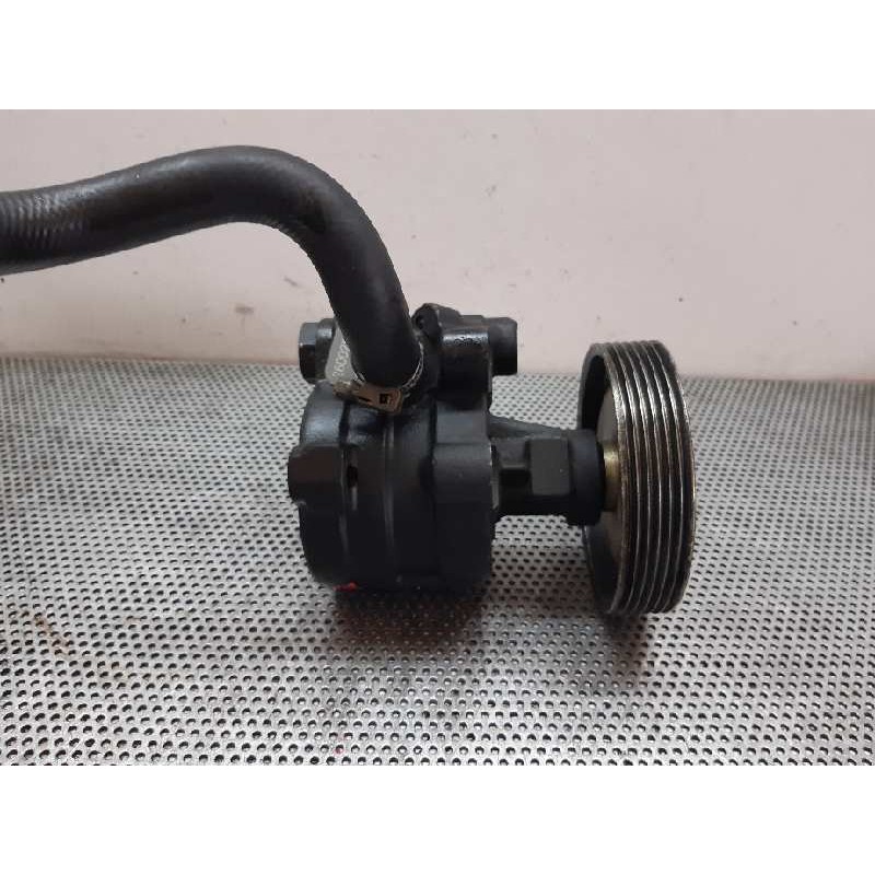 Recambio de bomba direccion para renault 19 (b/c/l53) referencia OEM IAM 7846075 83499 4