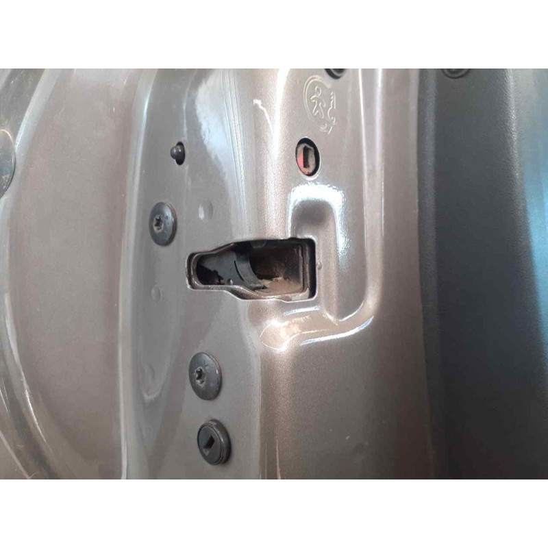 Recambio de cerradura puerta trasera izquierda para peugeot 208 active referencia OEM IAM   
