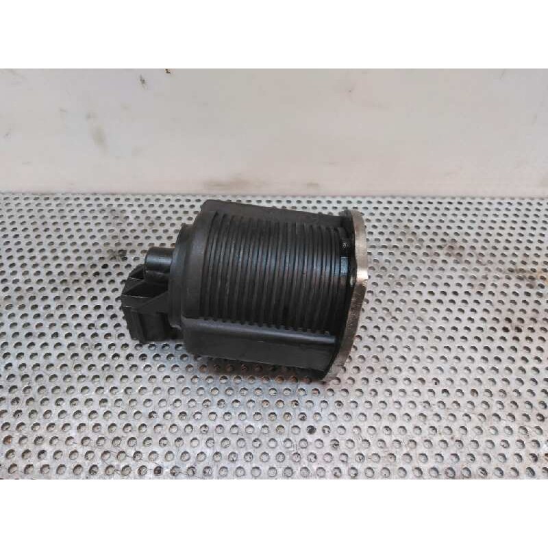 Recambio de valvula egr para opel corsa c cosmo referencia OEM IAM 500240070 - Blanco 2