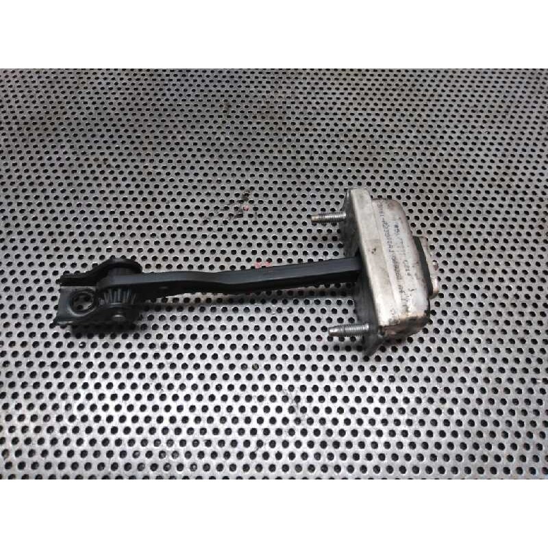 Recambio de retenedor puerta delantera derecha para ford focus lim. (cb4) titanium referencia OEM IAM 3M51R23500AJ  