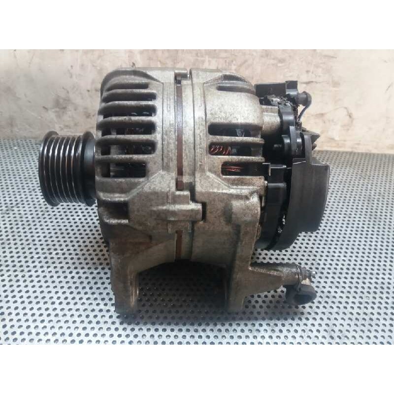 Recambio de alternador para seat ibiza (6k1) select referencia OEM IAM 0124325013  