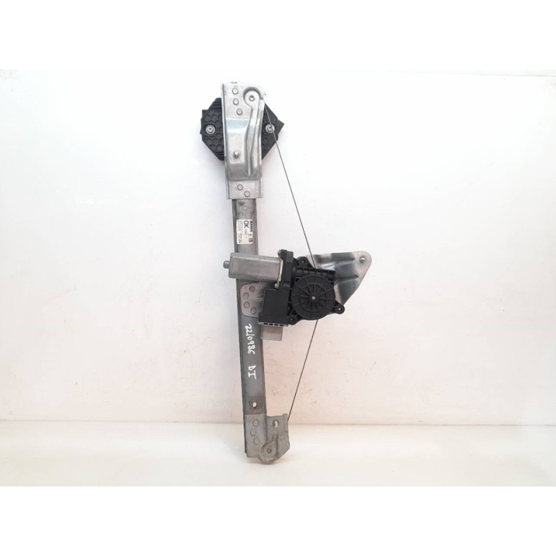 Recambio de elevalunas delantero izquierdo para dacia sandero laureate referencia OEM IAM 807211440R  