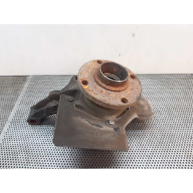 Recambio de mangueta delantera izquierda para audi 80 avant 1.9 tdi referencia OEM IAM 2