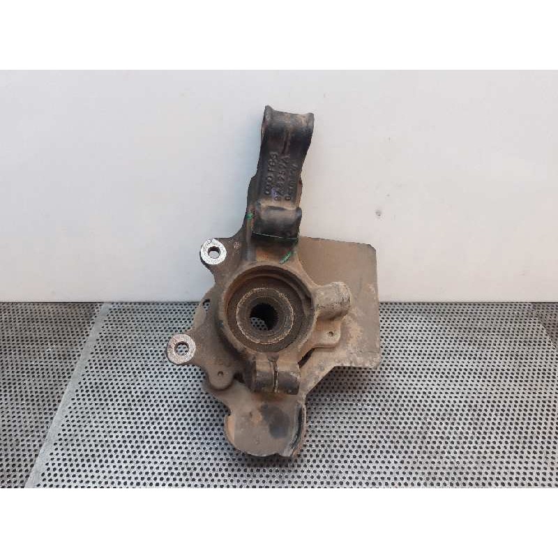 Recambio de mangueta delantera izquierda para audi 80 avant 1.9 tdi referencia OEM IAM 3