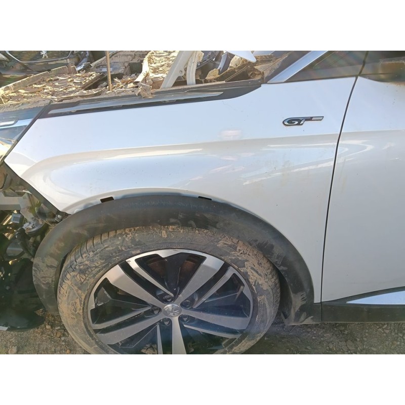 Recambio de aleta delantera izquierda para peugeot 3008 gt referencia OEM IAM   
