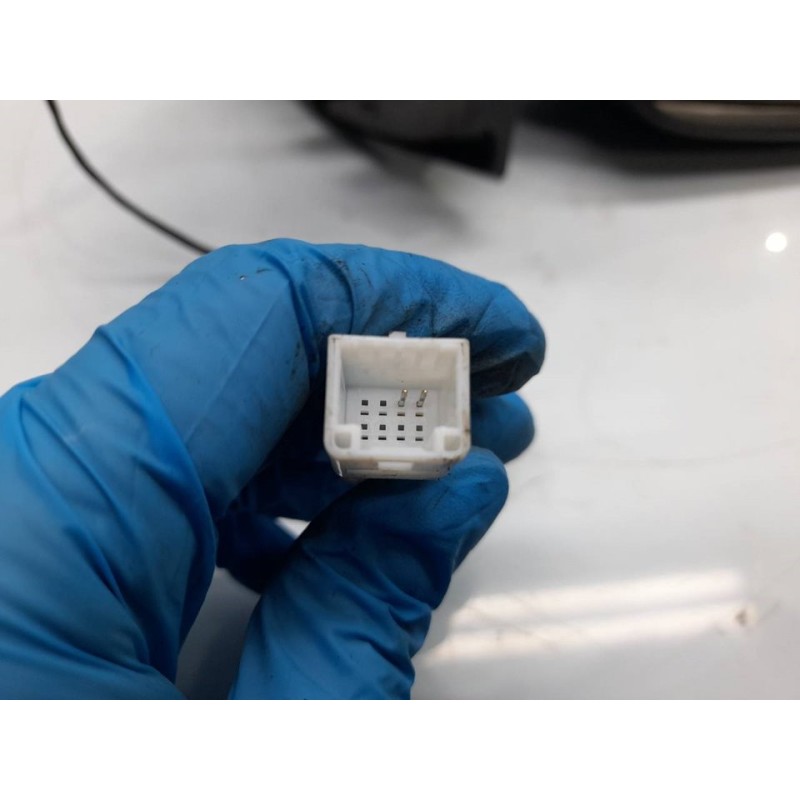 Recambio de retrovisor derecho para dacia sandero laureate referencia OEM IAM - Blanco 2