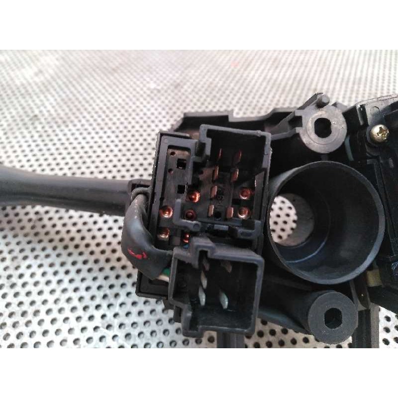 Recambio de mando luces para mg serie 200 (rf) 1.4 cat referencia OEM IAM  83662 3