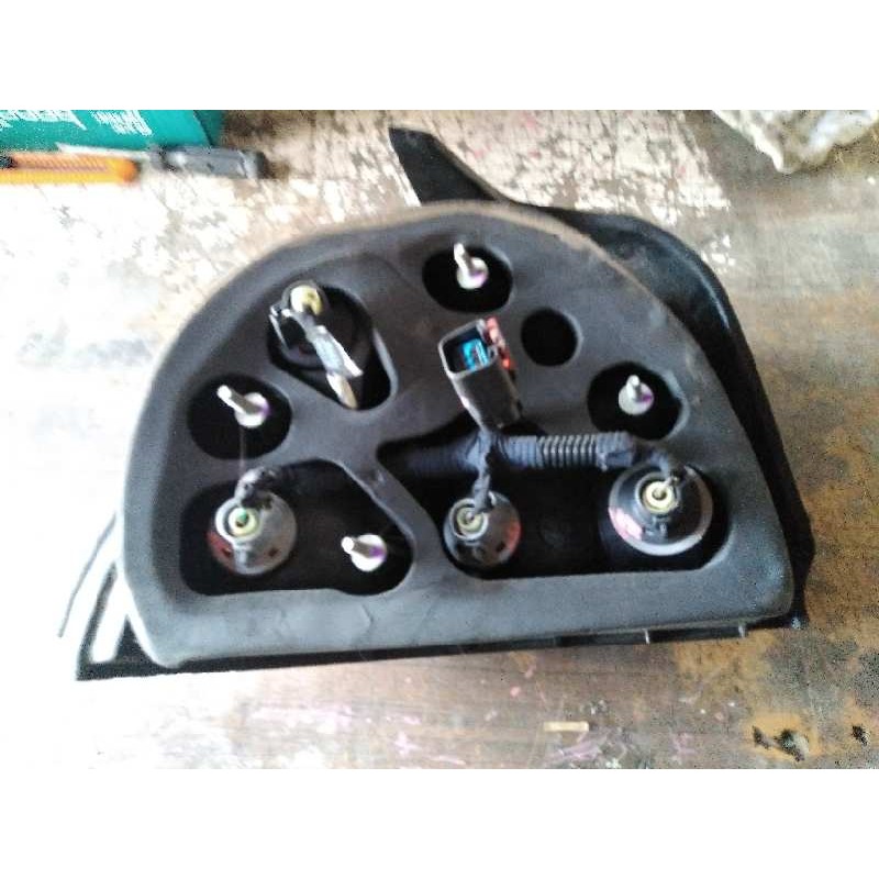 Recambio de piloto trasero izquierdo para chrysler neon (pl) 1.8 cat referencia OEM IAM - Gris 3