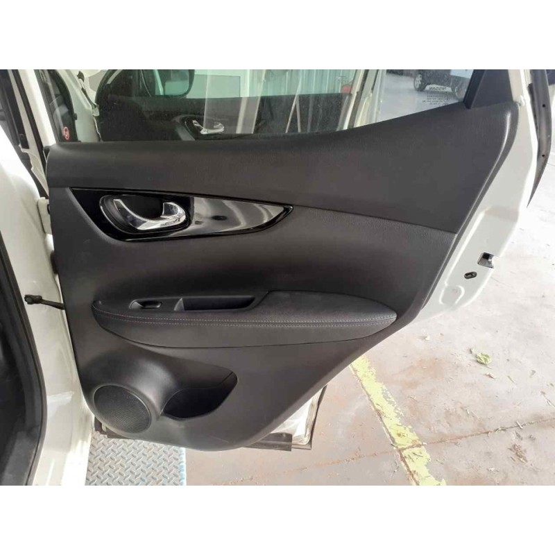 Recambio de guarnecido puerta trasera derecha para nissan qashqai (j11) 360 referencia OEM IAM   