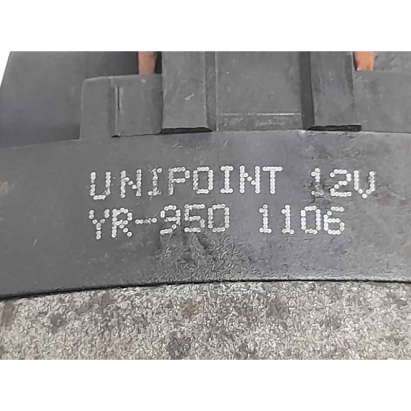 Recambio de alternador para renault trafic (desde 5.89) t 900 referencia OEM IAM YR950 1106 3