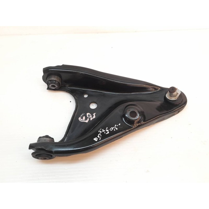 Recambio de brazo suspension inferior delantero derecho para dacia sandero stepway referencia OEM IAM   